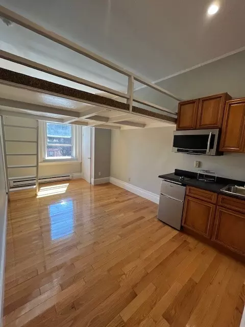 507 Beacon #7, Boston, MA 02215