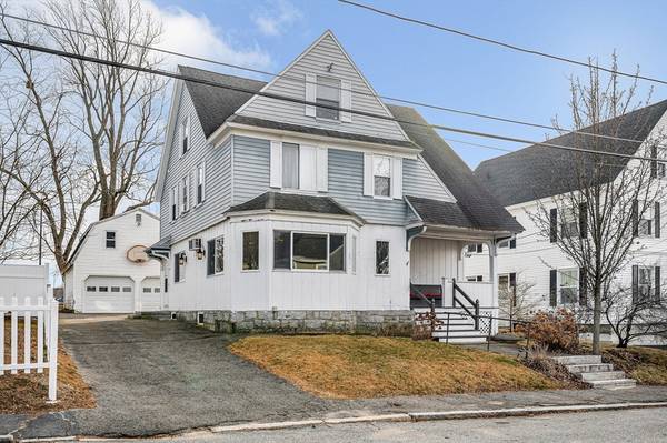 51 Whitney Ave, Lowell, MA 01850