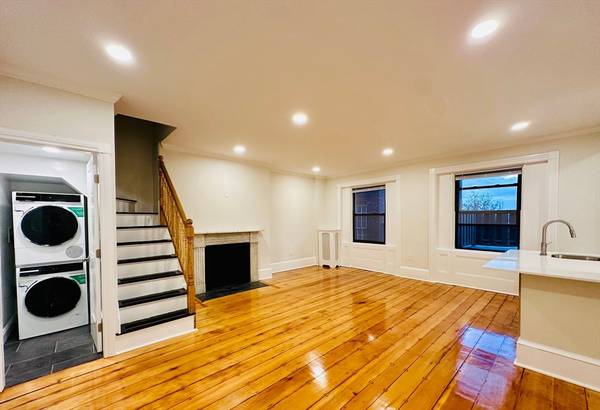 2 Joy St. #11, Boston, MA 02108