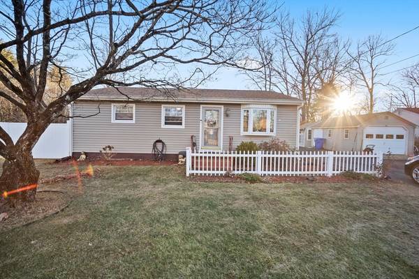 328 New House, Springfield, MA 01118