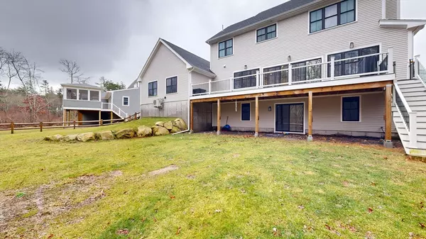 Mattapoisett, MA 02739,29 Shagbark Circle