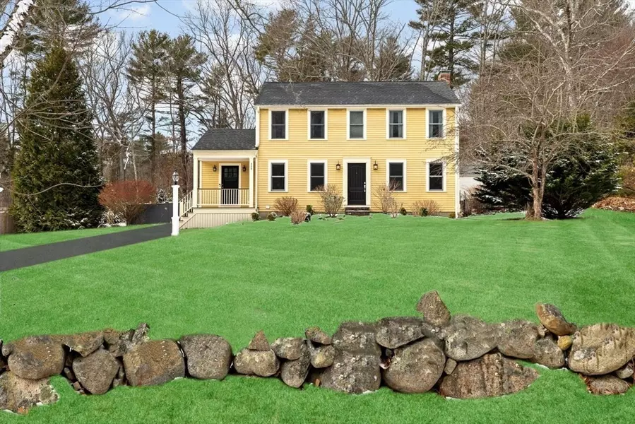 329 Lincoln St, Norwell, MA 02061