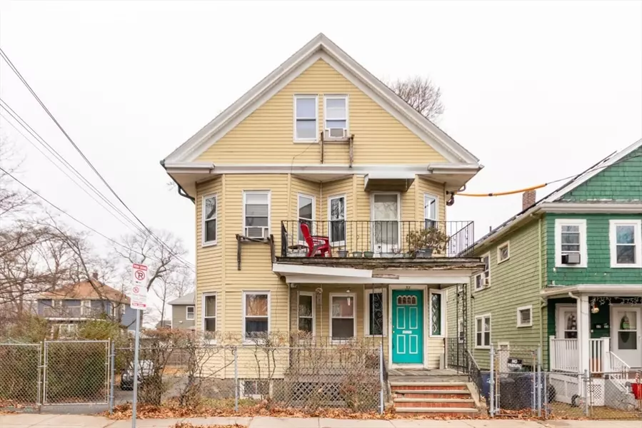 37 Glenhill Rd, Boston, MA 02126