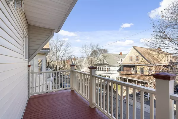 Somerville, MA 02144,12 Spencer Ave #12