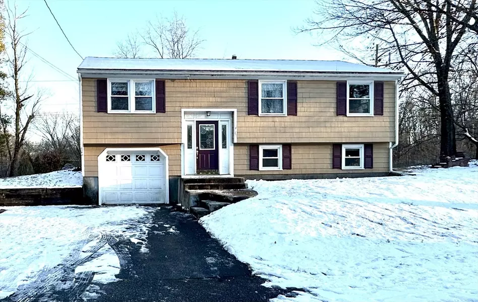 49 Robin Road, Westborough, MA 01581