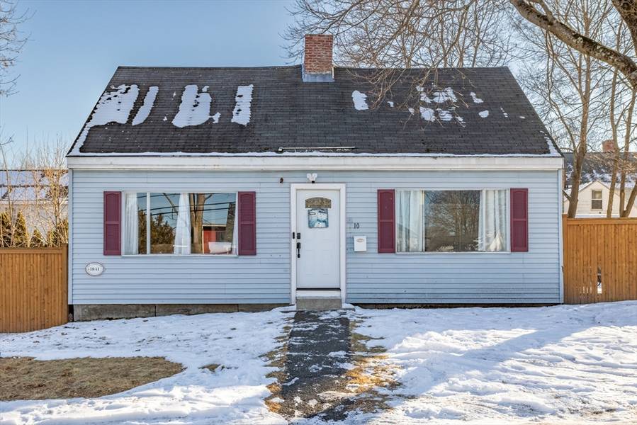 10 Cottage Row, Chelmsford, MA 01863