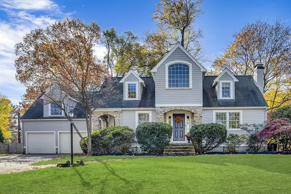 55 Southfield Circle, Concord, MA 01742