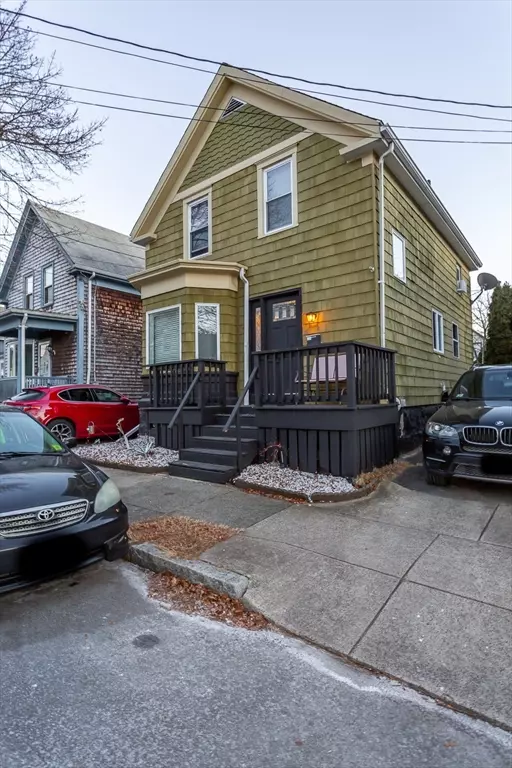 232 North St, New Bedford, MA 02740