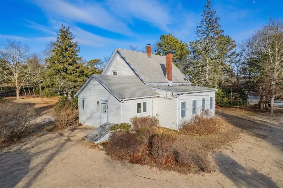 29 Head Of The Bay Rd., Bourne, MA 02532