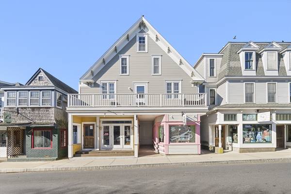 47 Circuit Avenue #1A, Oak Bluffs, MA 02557