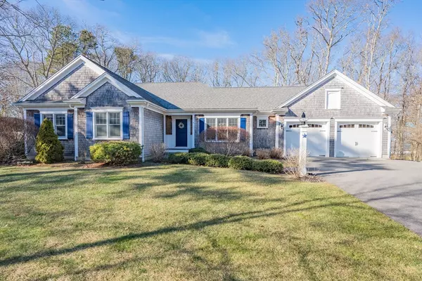 6 Bunker Cir,  Sandwich,  MA 02563