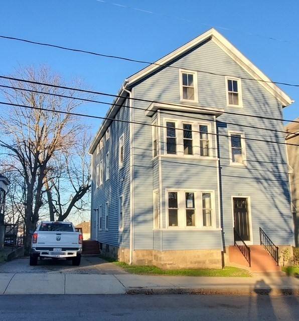 222 Tecumseh St, Fall River, MA 02721