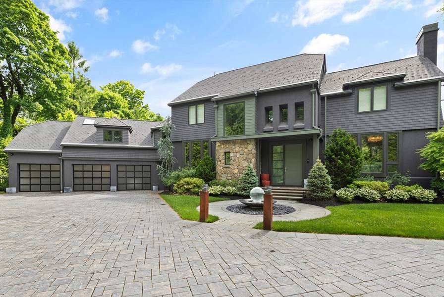 682 Hammond, Brookline, MA 02467