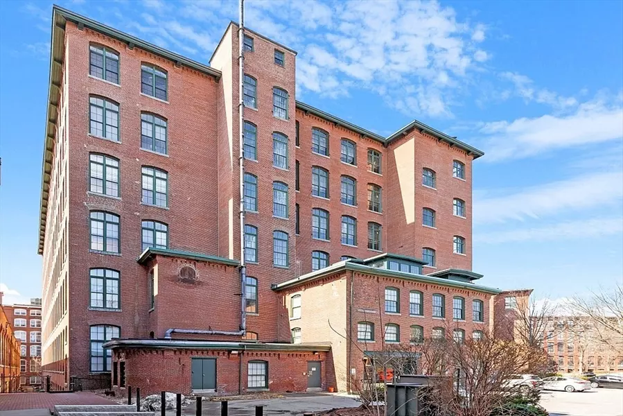 200 Market Street #217, Lowell, MA 01852