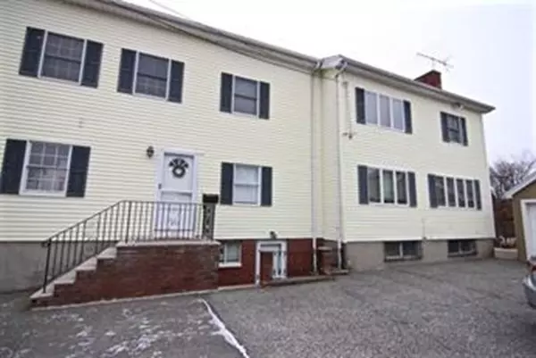 28 Salem Street #2F, Wakefield, MA 01880