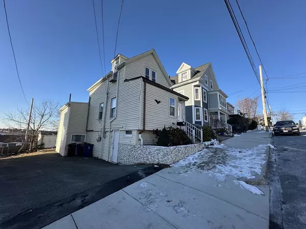 Revere, MA 02151,76 Pearl Ave #2