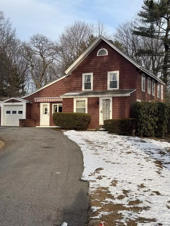 Saugus, MA 01906,519 Essex St