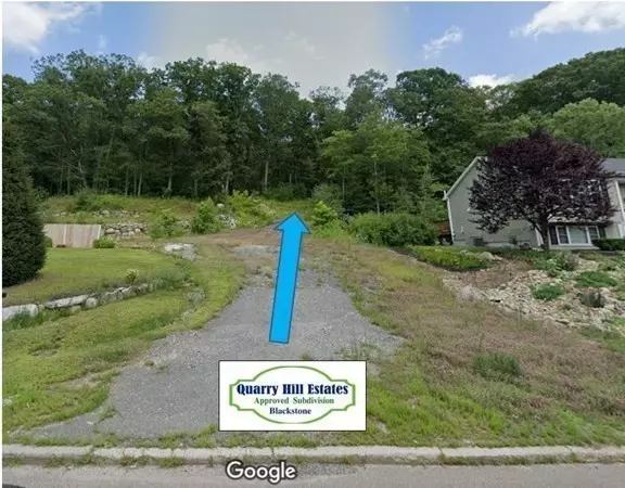 2-4-6-7 Quarry Hill Lane, Blackstone, MA 01504