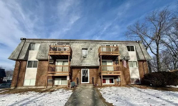 4 Hazelwood Ave #2, Dracut, MA 01826