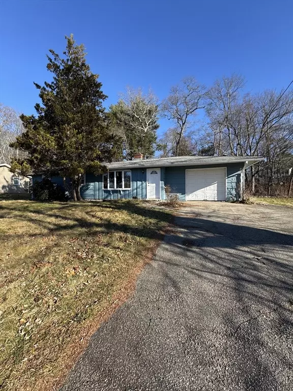 Holbrook, MA 02343,84 Poole Cir