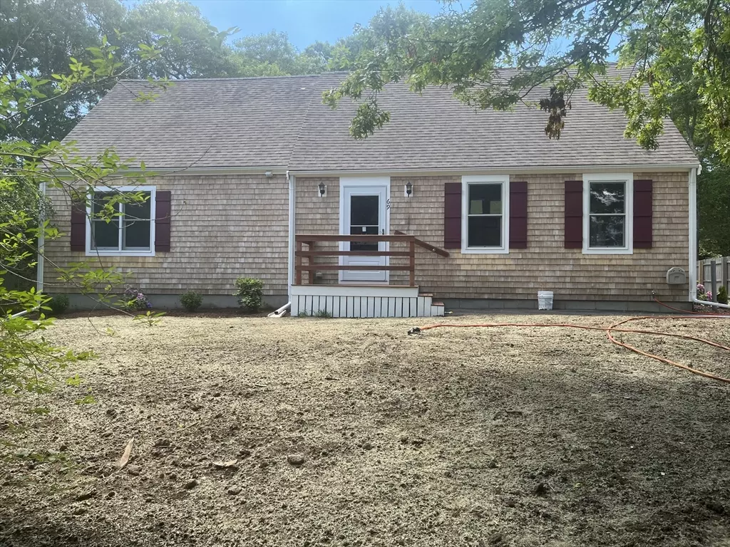 Mashpee, MA 02649,69 Cambridge Drive