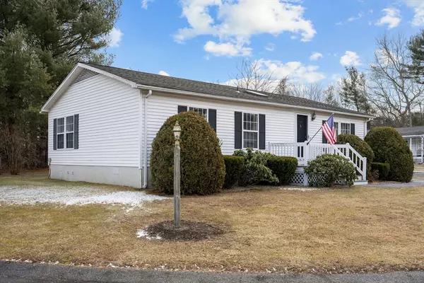 Bridgewater, MA 02324,49 Trailwood Drive