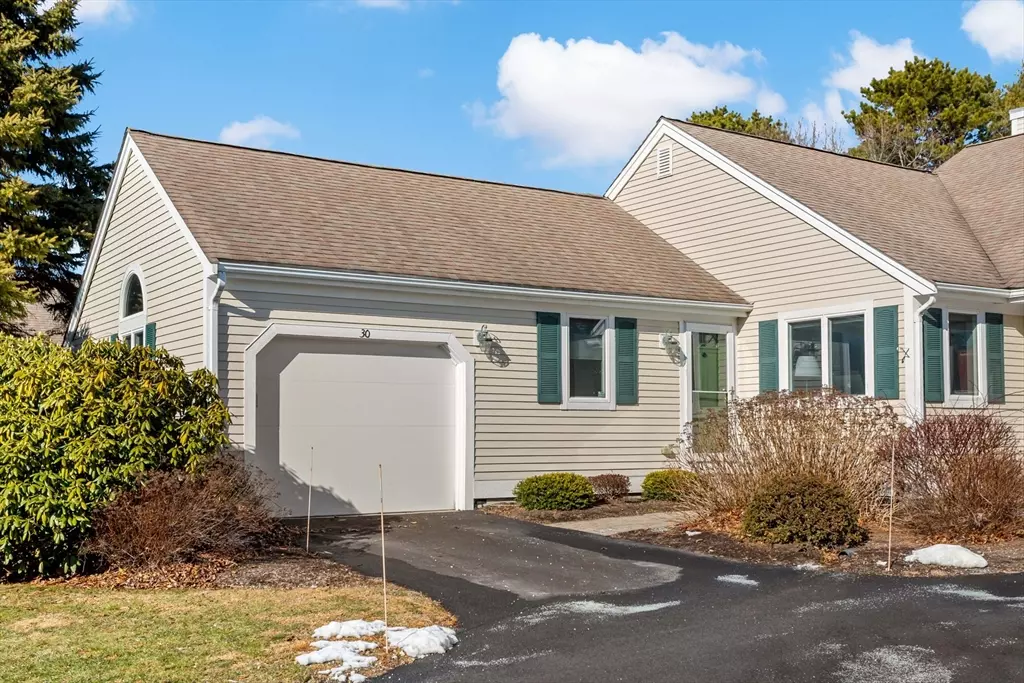 Mashpee, MA 02649,30 Bonwood Dr #30