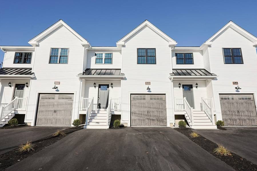 15 Belvoir Ave #B, Taunton, MA 02780