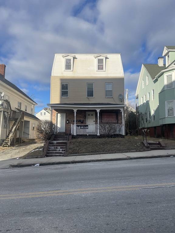 241 Pleasant St, Worcester, MA 01609