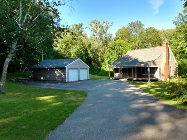 507 S Royalston Rd, Athol, MA 01331