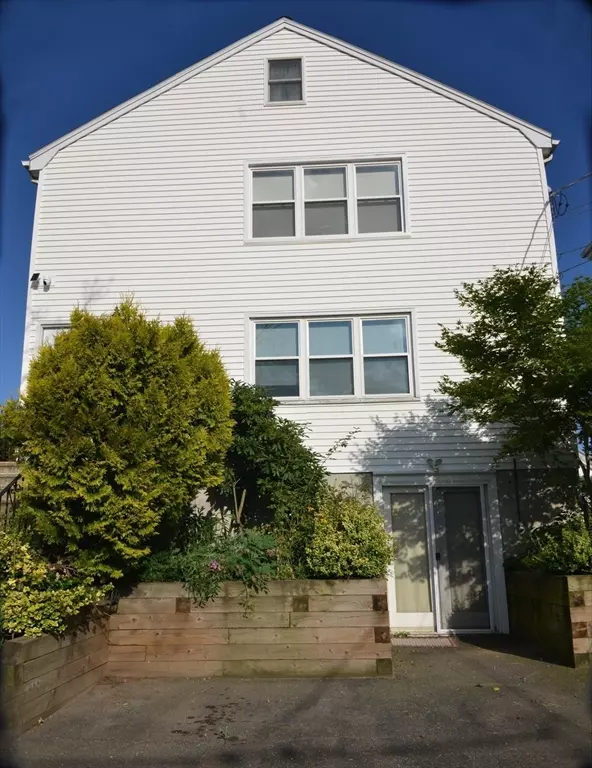 61 Tracey Street, Peabody, MA 01960