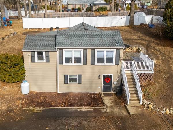 36 N Lake Ave, Southwick, MA 01077