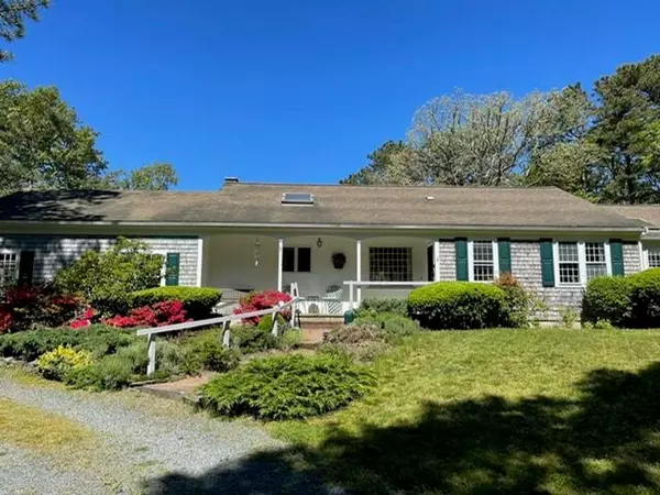 44 Forest Way,  Orleans,  MA 02653