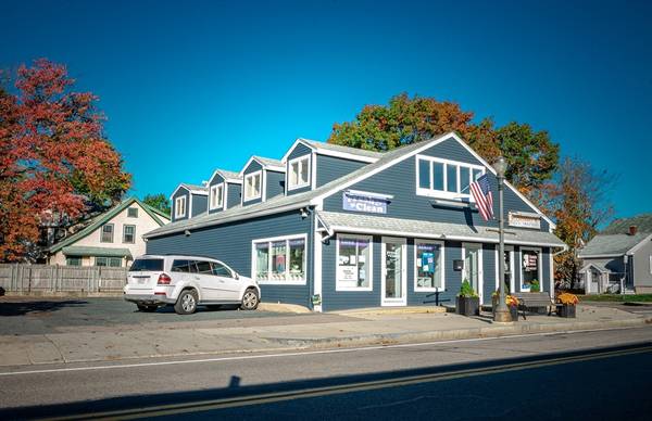 315-317 Chestnut St, Needham, MA 02492