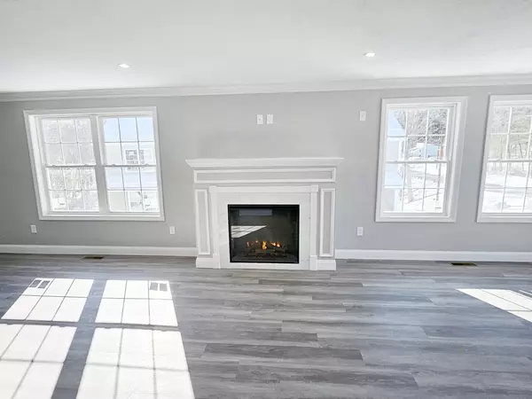 Charlton, MA 01507,23 North Main Street #A