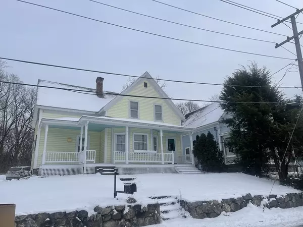 5 Pleasant St, Lunenburg, MA 01462