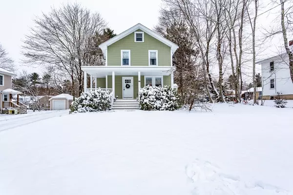 107 Center St, Raynham, MA 02767