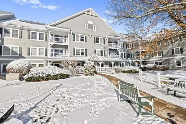 12 Meeting House Ln #303, Scituate, MA 02066