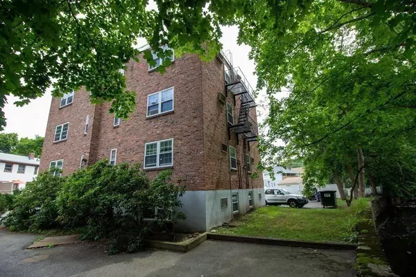 34 Clark St #13, Arlington, MA 02476