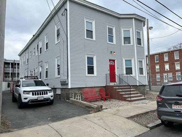 20 Perkins Street #1R, Salem, MA 01970