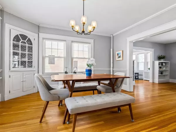 Dedham, MA 02026,371 Mount Vernon St
