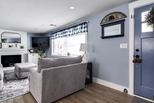 Natick, MA 01760,34 Hemlock Drive