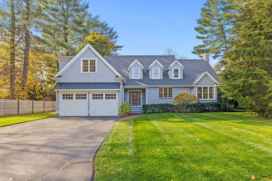 25 Brookdale Ave, Wellesley, MA 02482