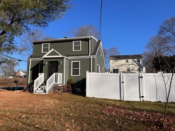 1689 Diamond Hill Rd, Cumberland, RI 02864