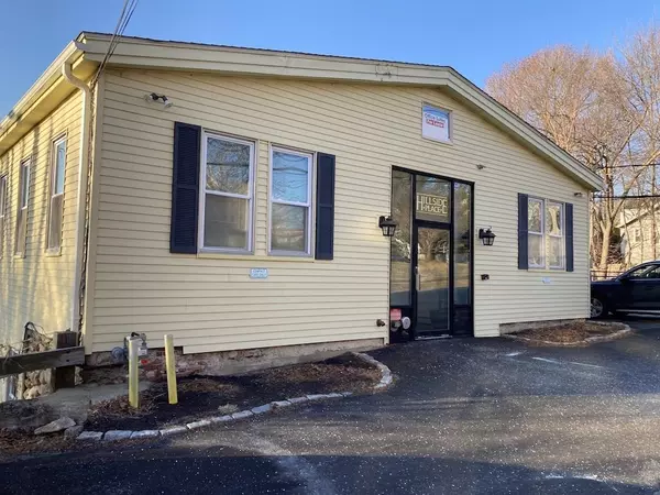 475 Hillside Ave #7, Needham, MA 02494