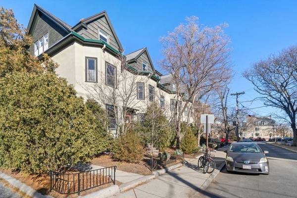 51 Langdon Street #51, Cambridge, MA 02138