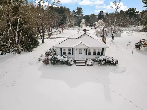 489 Winthrop St, Rehoboth, MA 02769