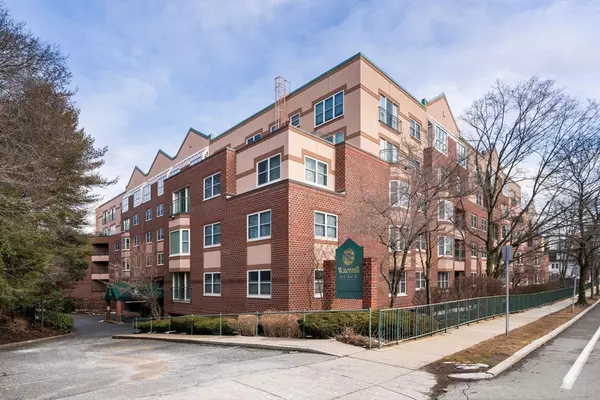 1 Watermill Pl #528, Arlington, MA 02476