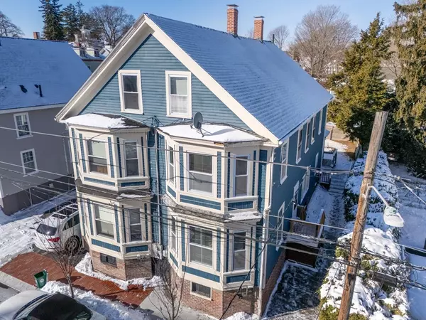 60 Boardman St, Newburyport, MA 01950