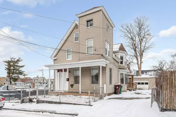 6 Favor St, Lowell, MA 01852